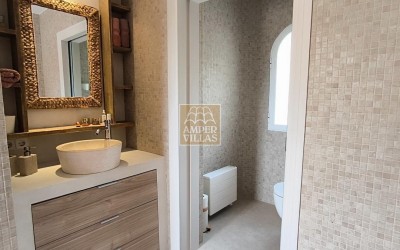  Fantástica villa con vistas panorámicas al mar.